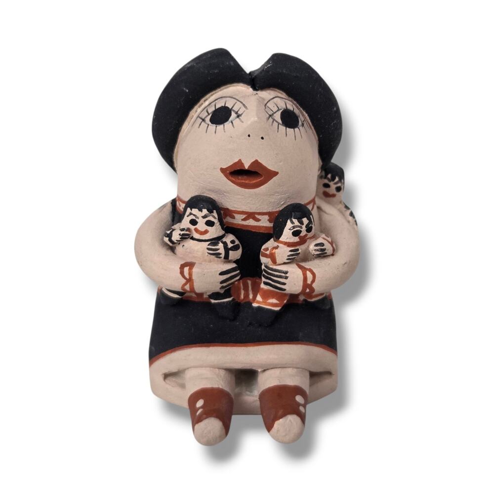 Phyllis Nez Storyteller Clay Figurine Mother 3 Children Cochiti Pueblo Style